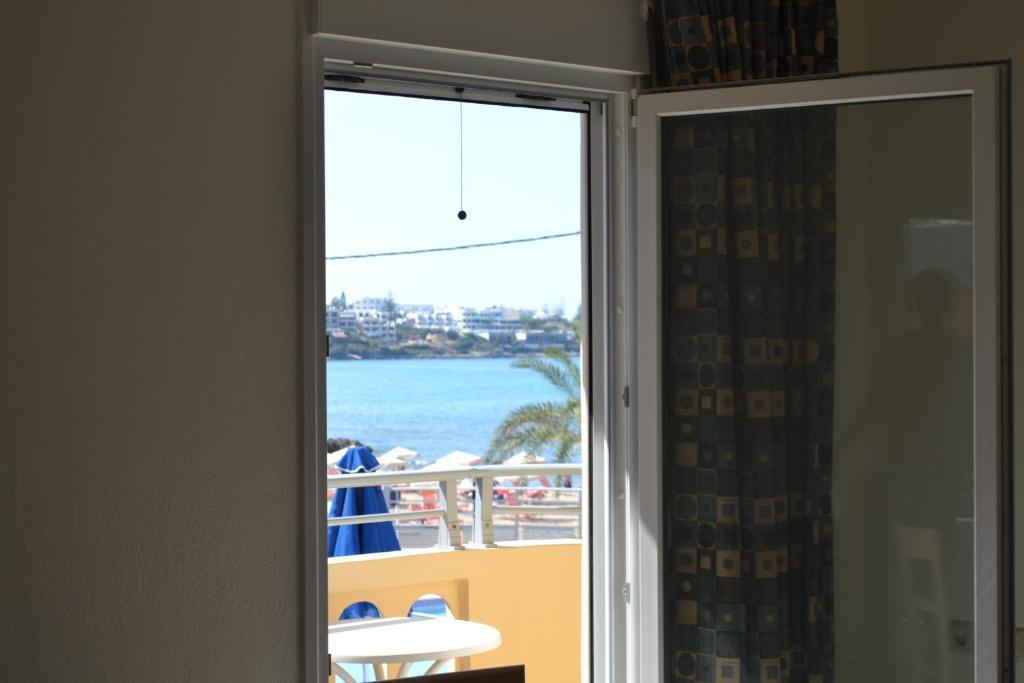 4S Beach Superior Apartments Stalís Ngoại thất bức ảnh